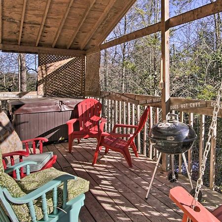 Renovated Smoky Mtn Cabin - Hot Tub, Trees, Peace! Villa เซอเวียร์วีล ภายนอก รูปภาพ