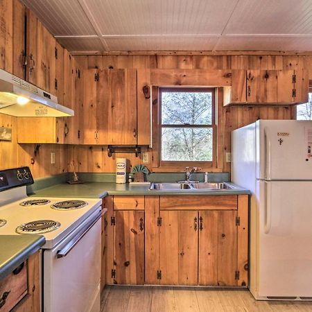 Renovated Smoky Mtn Cabin - Hot Tub, Trees, Peace! Villa เซอเวียร์วีล ภายนอก รูปภาพ